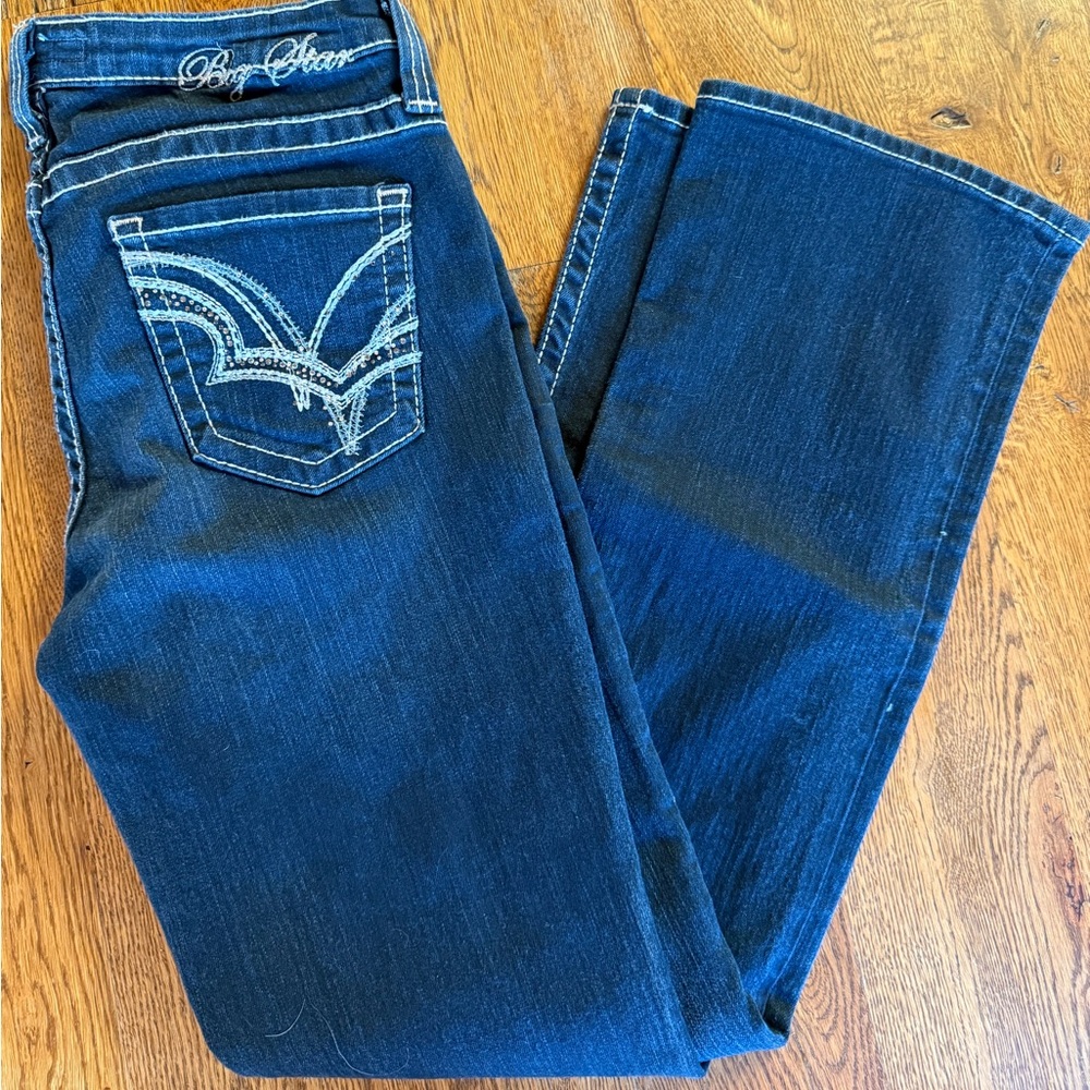 Big Star Mid-Rise fit. Maddie Bootcut.